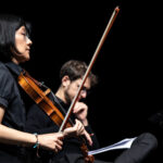 Sinfonia Casalinga; Serate musicali, Teatro Bruno Munari, Teatro del Buratto.Marcello Corti direttore
Carlotta Raponi, flauto traverso
Enrico Gabrielli, clarinetto basso
Yoko Morimyo, violino. Organizzatore: Silvio Oggioni
Sinfonia CasalingaCamillo Vittorio Lepido, violoncello
Maxine Gloria Rizzotto, pianoforte
Sebastiano De Gennaro, percussioni